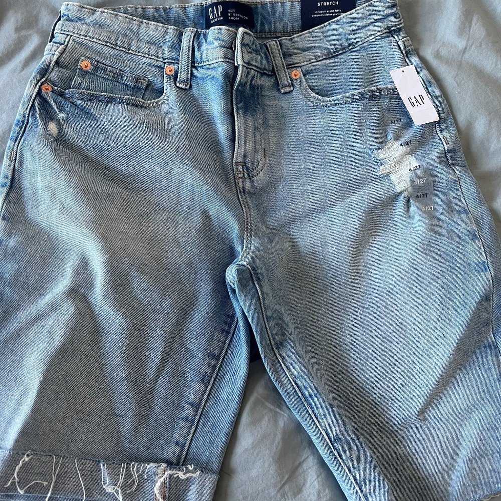 Gap Denim Bermuda Shorts NWT - Size 4